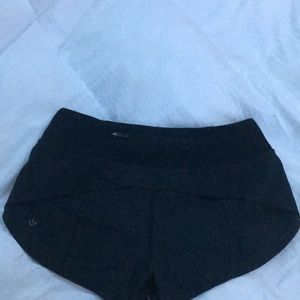 ☆ lululemon speed up shorts ☆